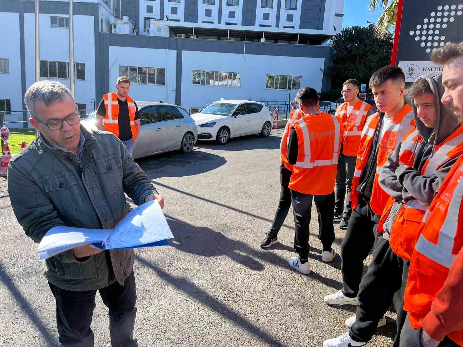 The Green Park Otelleri&rsquo;nde &ouml;demeler yapılmadı, &ccedil;alışanlar greve gitti: 48 milyon TL&rsquo;lik alacak krizi
