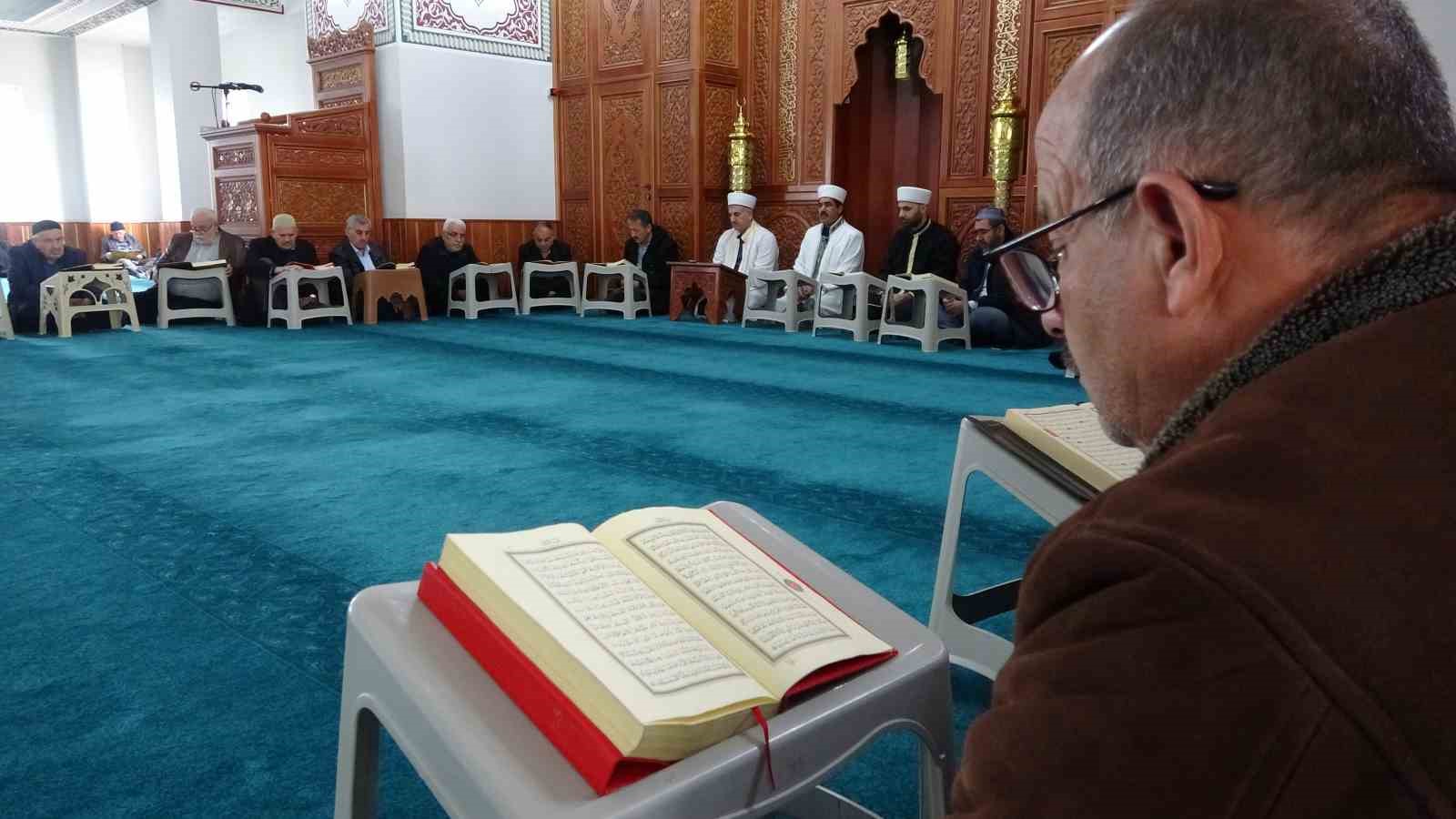 Adıyaman’da Ramazan ile birlikte mukabele geleneği başladı