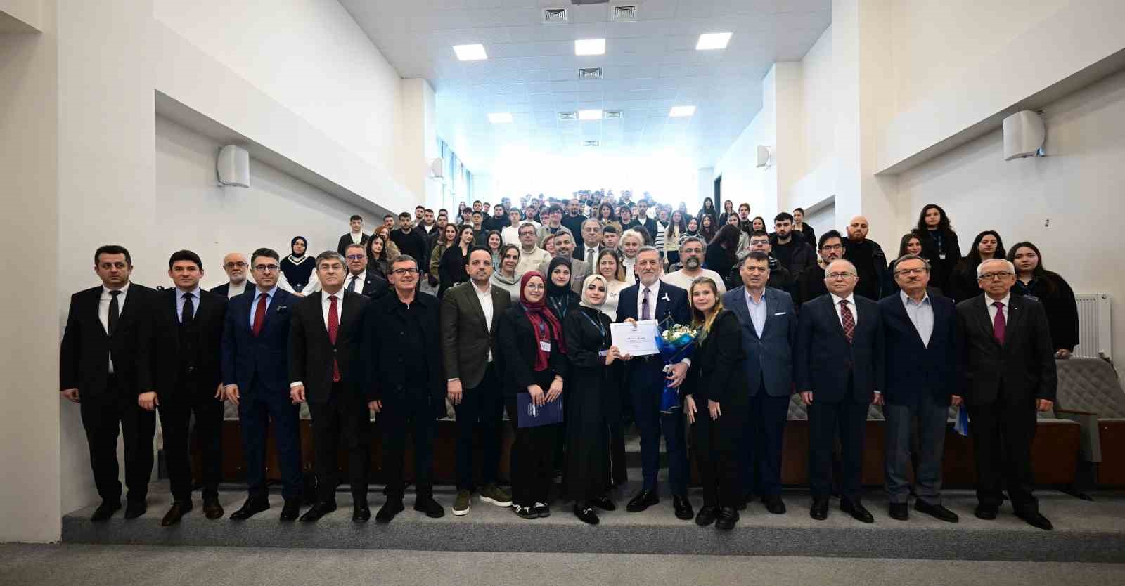 BTSO Başkanı İbrahim Burkay&rsquo;dan gen&ccedil;lere d&ouml;n&uuml;ş&uuml;m mesajı
