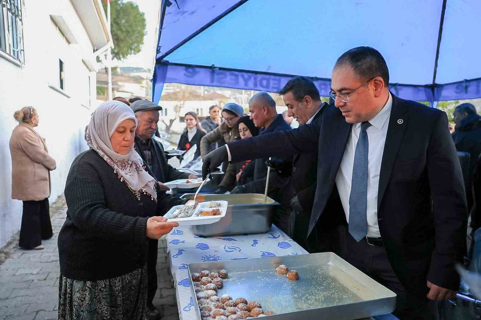 Efeler&rsquo;in ilk iftar sofrası Alanlı Mahallesi&rsquo;nde kuruldu
