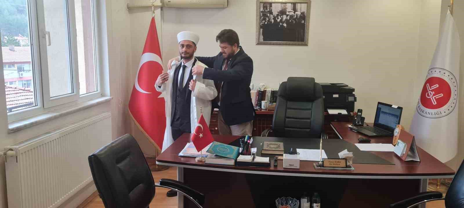 Şaphane&rsquo;de yeni g&ouml;reve başlayan din g&ouml;revlileri i&ccedil;in t&ouml;ren d&uuml;zenlendi
