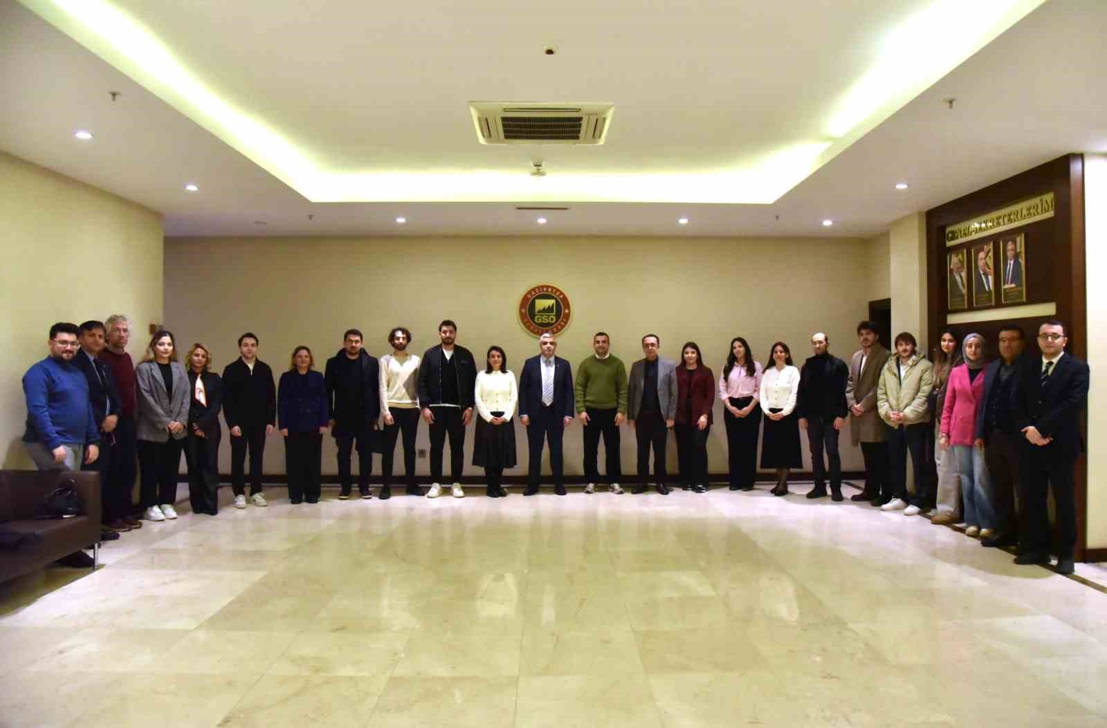 GSO ev sahipliğinde "Kurumsallaşma, Dönüşüm ve İhracat Eğitimi" düzenlendi