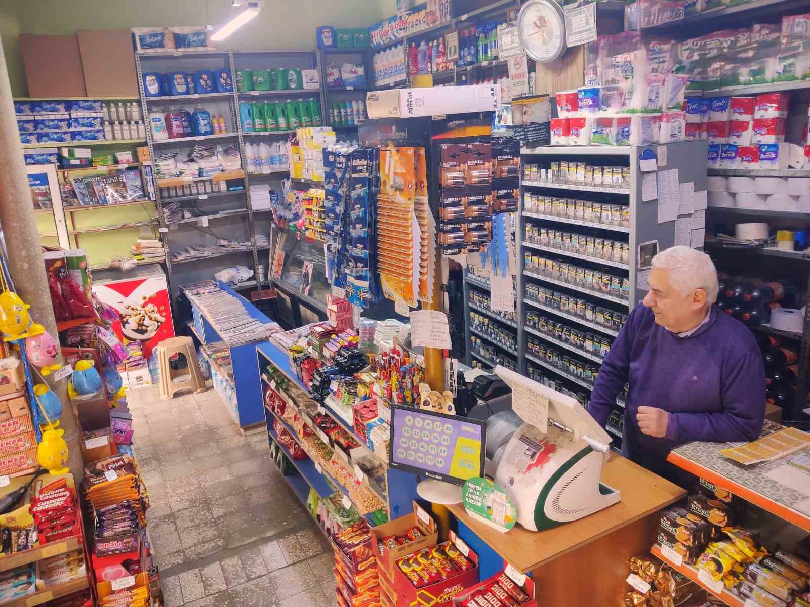 Rize&rsquo;nin hafızası 50. Yıl Bakkalı
