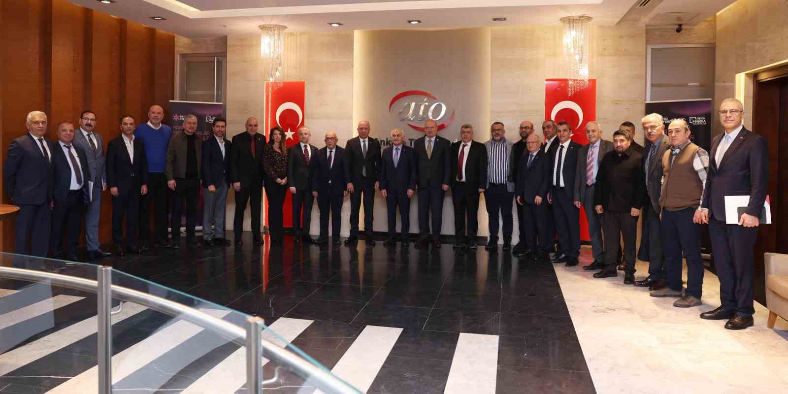 ATO Başkanı Baran: "Kağıt ve baskı sekt&ouml;r&uuml; 20 bin işletme ve 200 binden fazla kişiye doğrudan istihdam sağlıyor"
