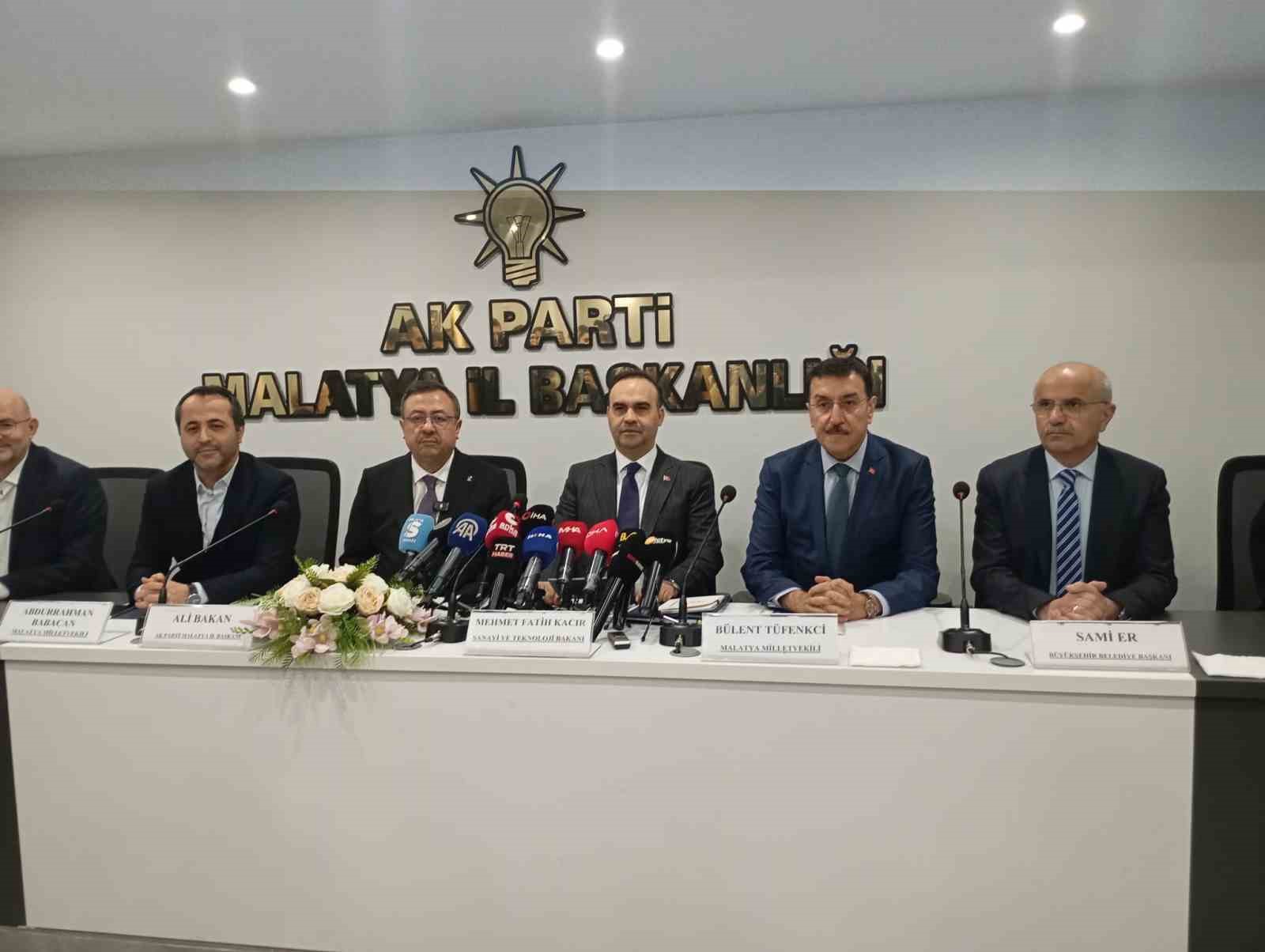 Bakan Kacır: "Türkiye sanayide 23 yılda tarihi sıçrama yaptı"