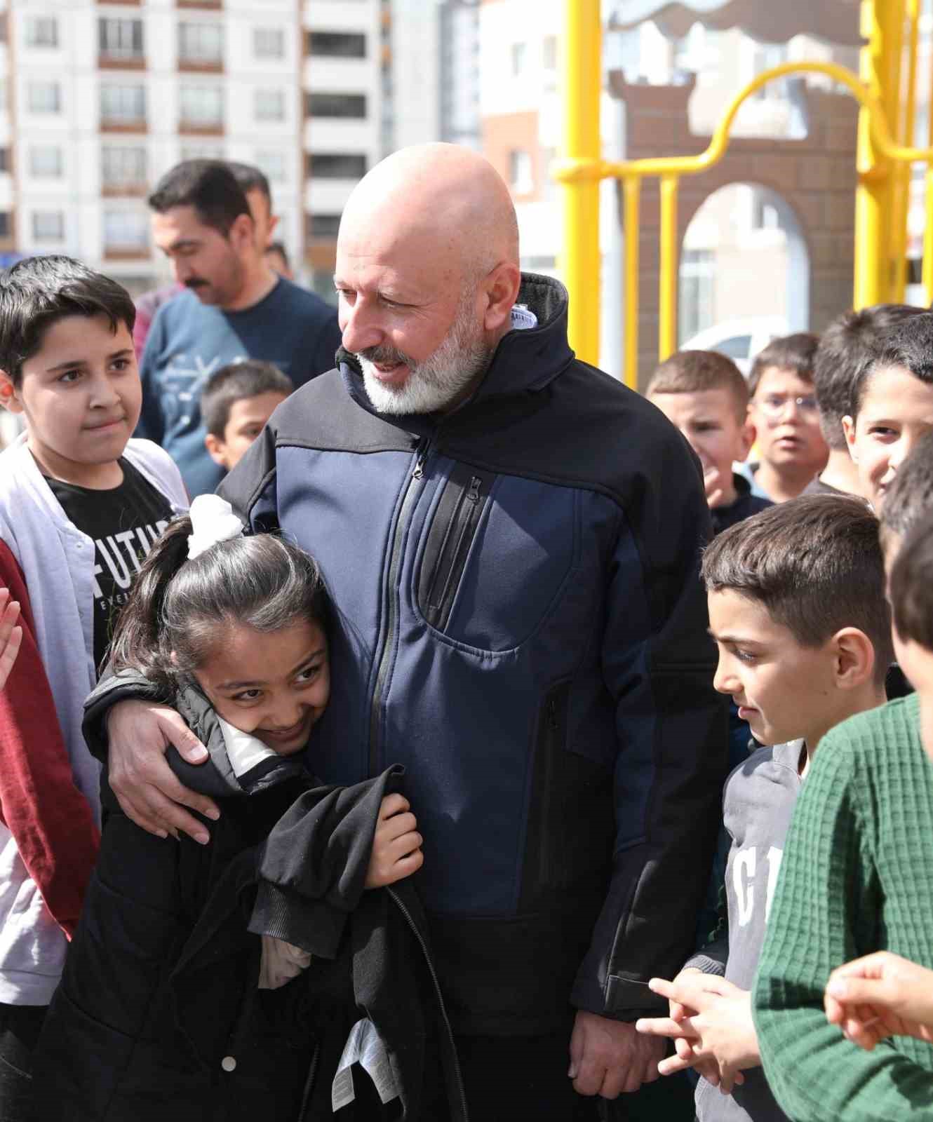 Başkan &Ccedil;olakbayrakdar: "Daha yeşil bir &ccedil;evre, huzurlu bir yaşam inşa ediyoruz"
