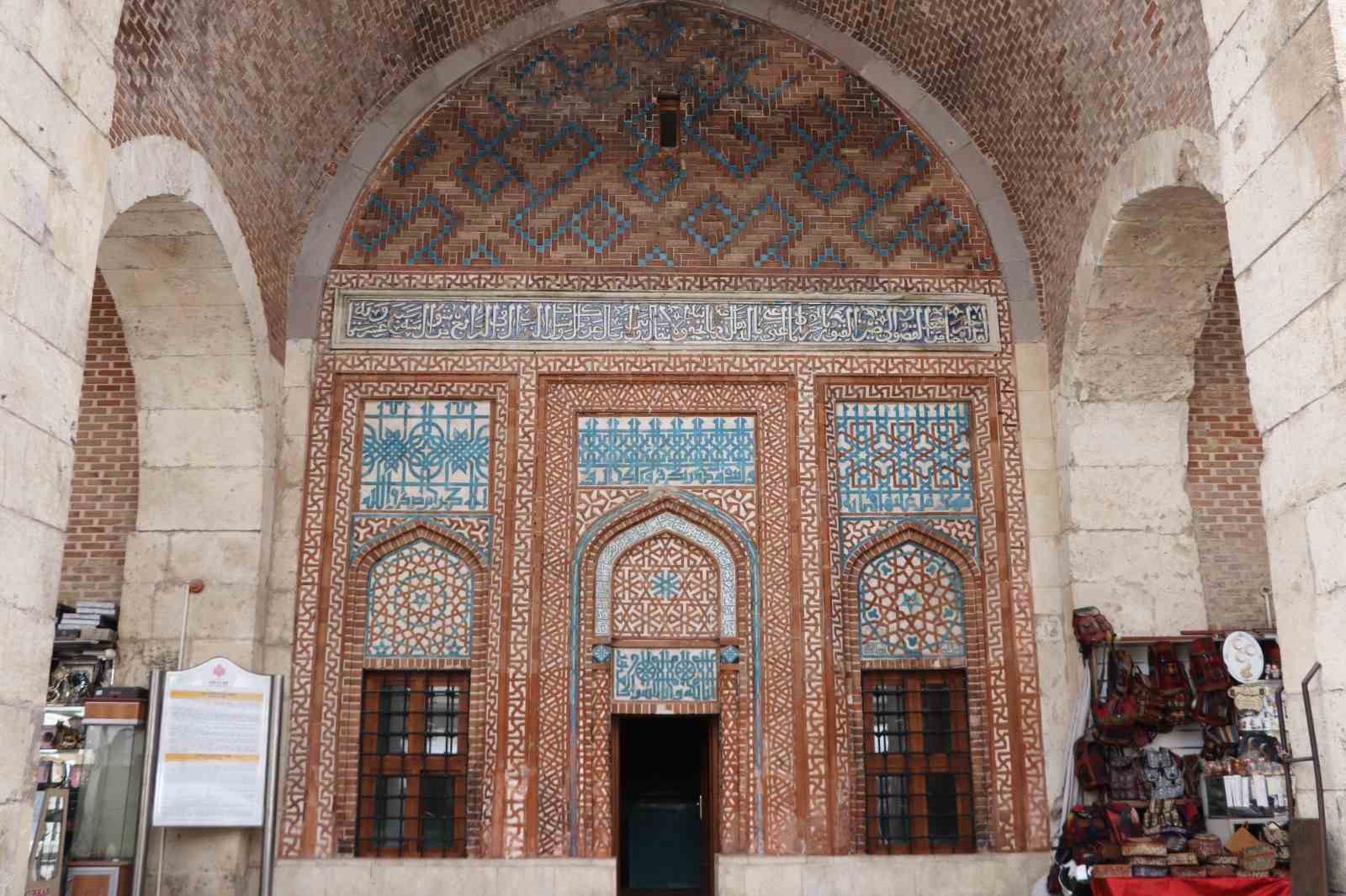 Keykavus’un türbesinde ramazan boyunca Kur’an okunacak