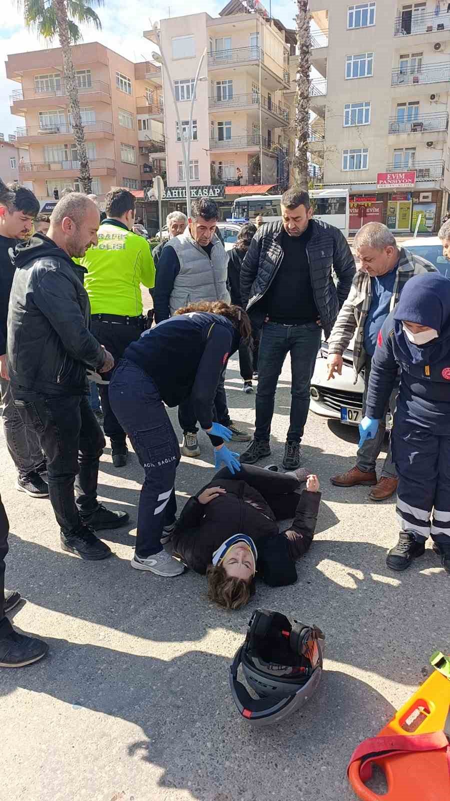 Otomobil ile motosiklet &ccedil;arpıştı: 1 yaralı
