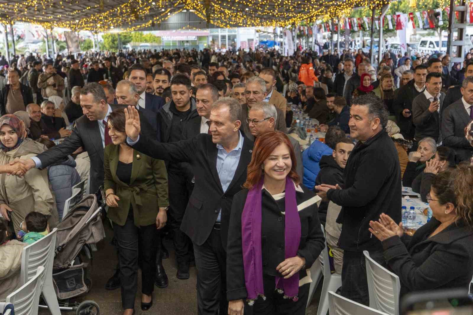 Erdemli’de birlik sofrası: Seçer’den ’Parlayan yıldız Türkiye’ vurgusu