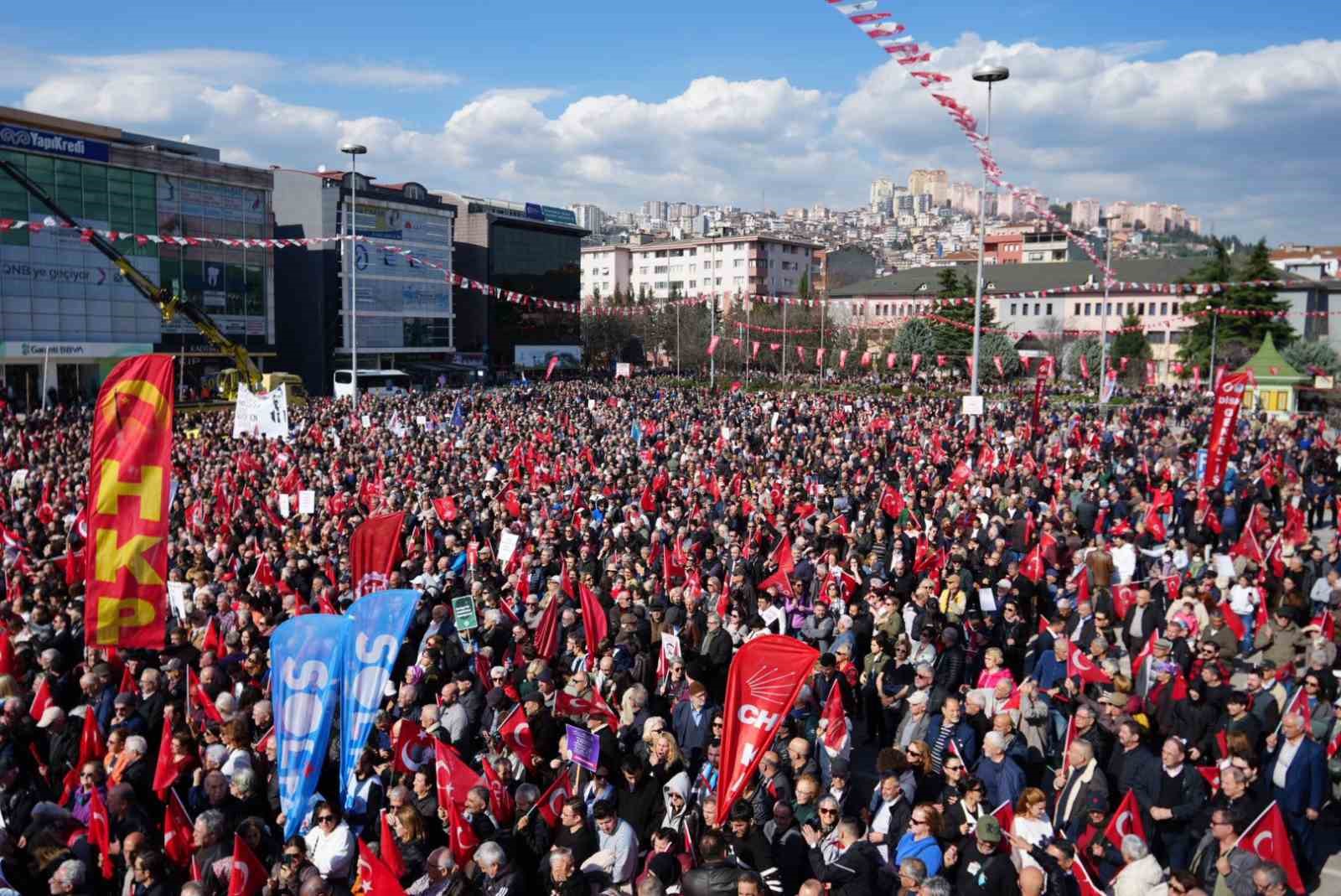 CHP Genel Başkanı Özel: "1999’dan bu yana Kocaeli Büyükşehir Belediyesi’ni kazanamadık ama kusuru kendimizde aradık"