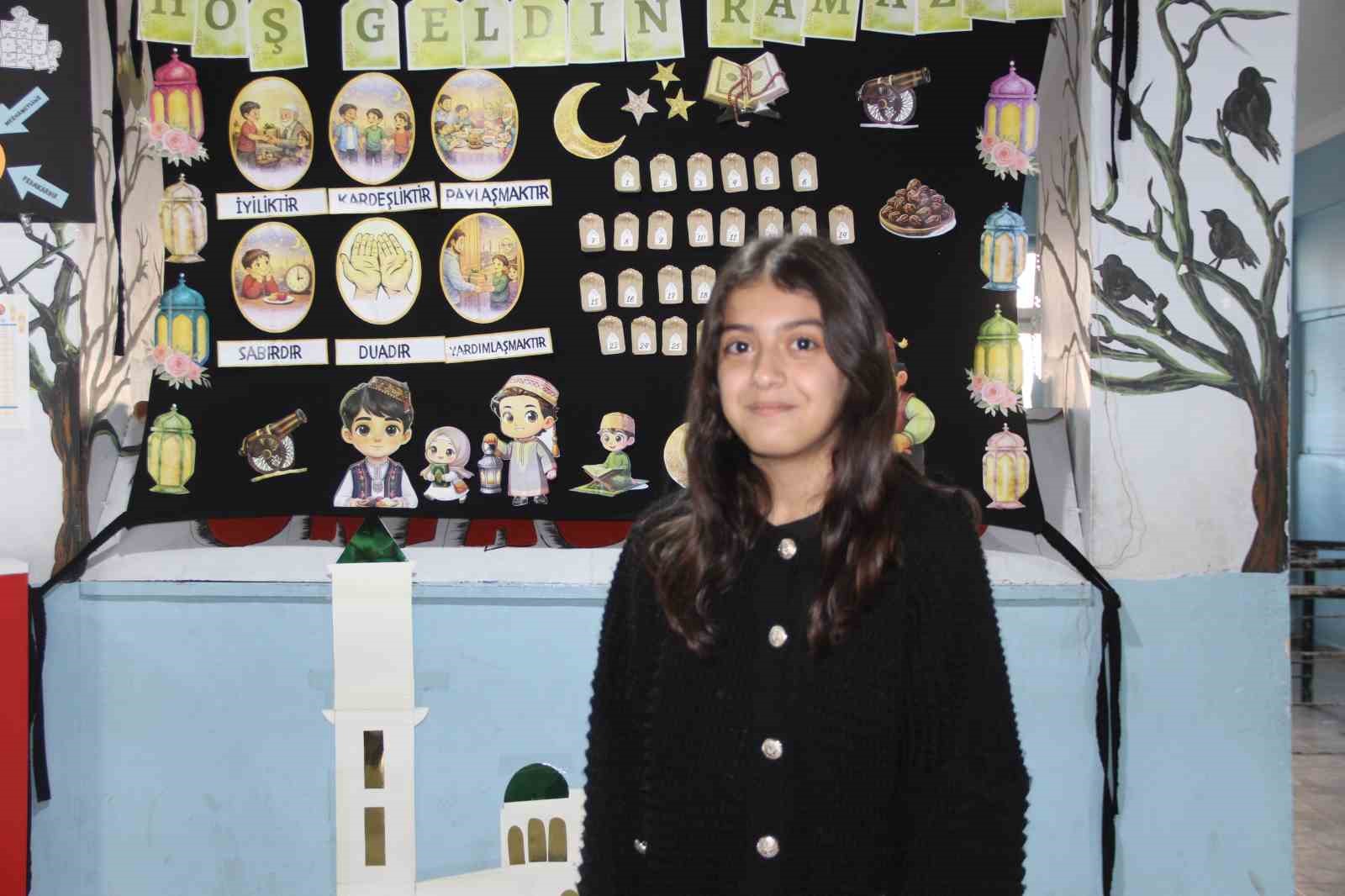 Cizre’de öğrenciler Ramazan ruhunu okullarda yaşıyor