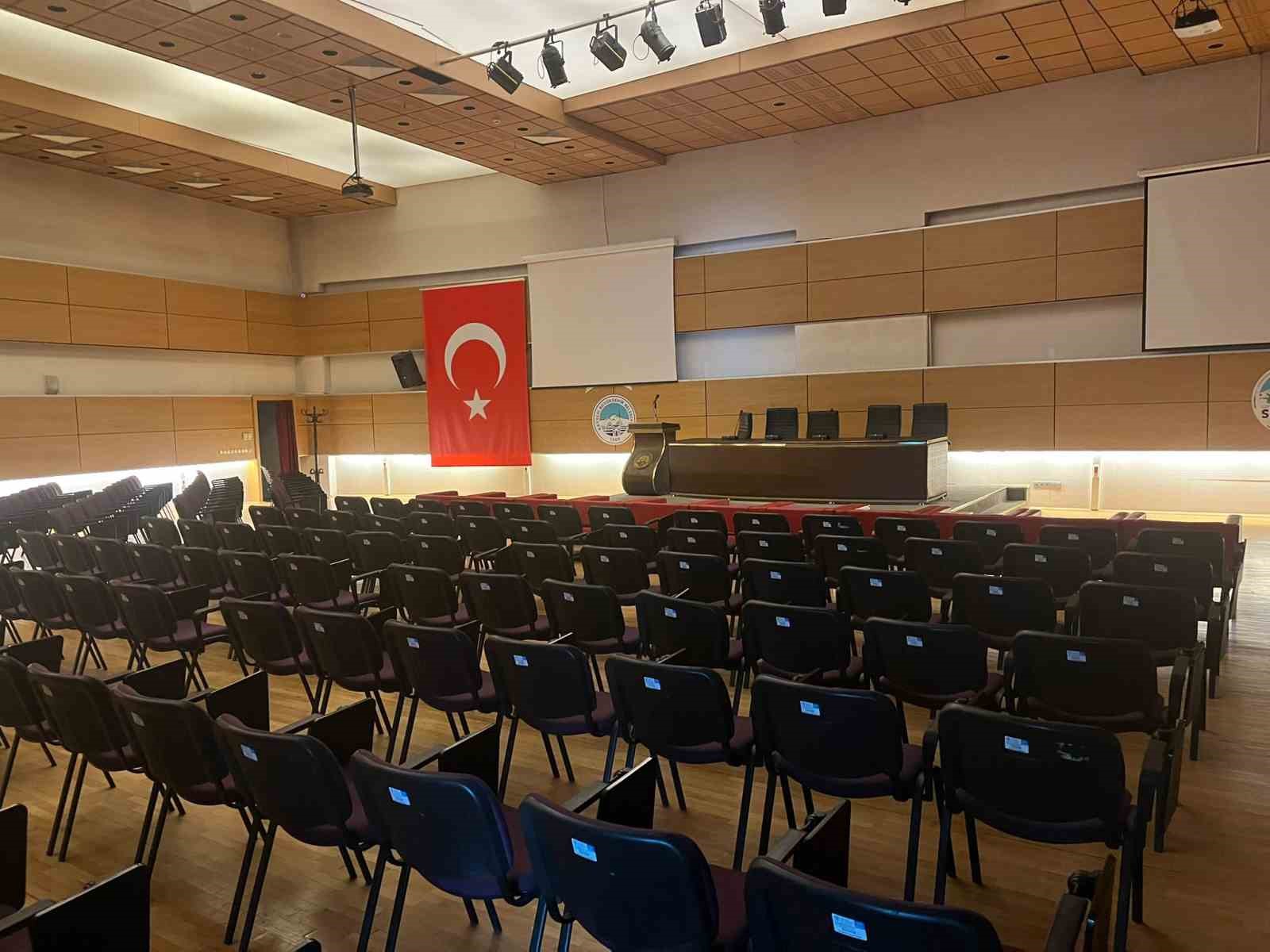 Kayserispor&rsquo;da olağan&uuml;st&uuml; se&ccedil;imli genel kurul ertelendi
