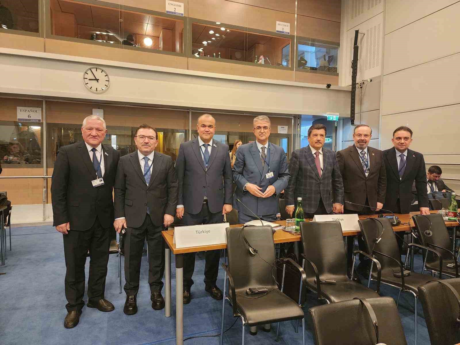 MHP’lı Kamil Aydın, AGİTPA kış genel kurulu için Viyana’da