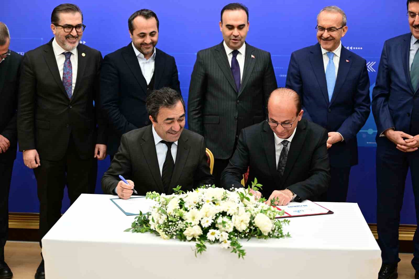 "Yeşilyurt Kadın El Sanatları ve Halı Dokuma Atölyesi" projesinin protokolü imzalandı