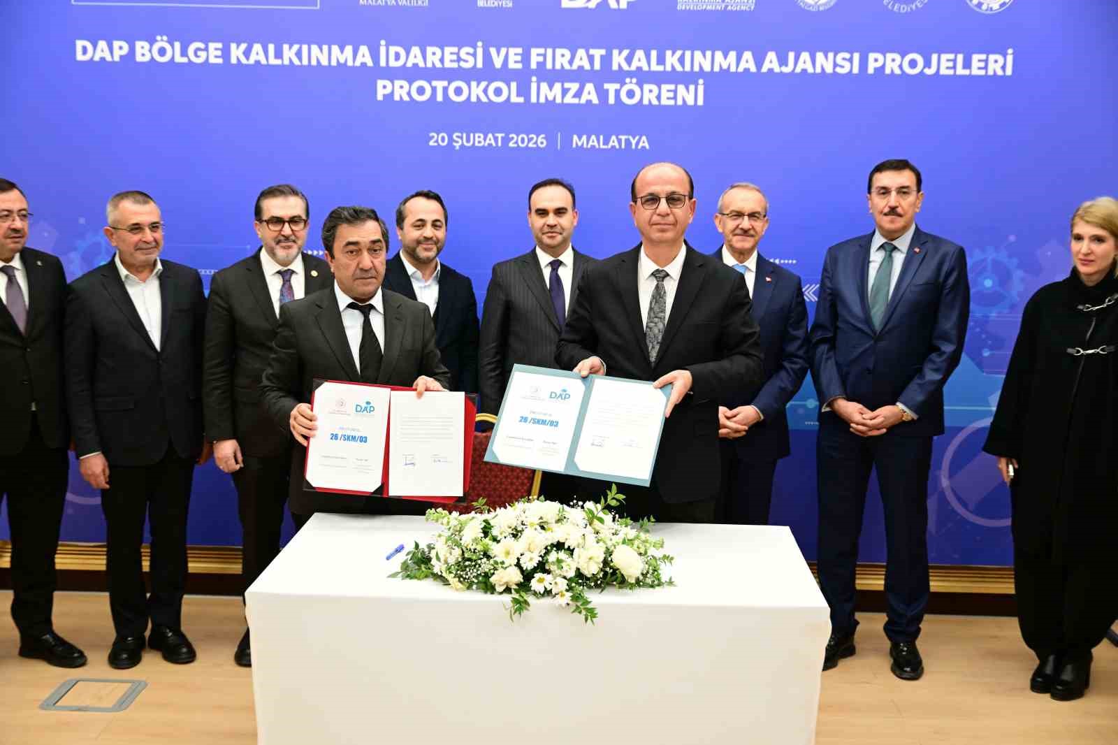 "Yeşilyurt Kadın El Sanatları ve Halı Dokuma At&ouml;lyesi" projesinin protokol&uuml; imzalandı
