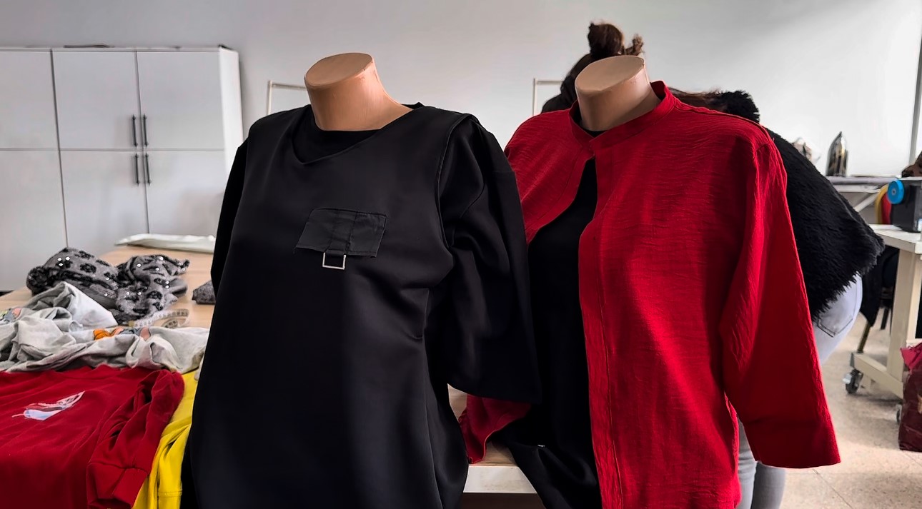 Y&uuml;ksekova&rsquo;da kadınlar dikiş-nakış kursuyla hem meslek ediniyor hem sosyalleşiyor
