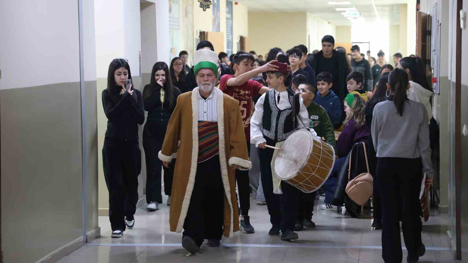 Kırşehir&rsquo;de Ahi Evran canlandırmasıyla Ramazan coşkusu
