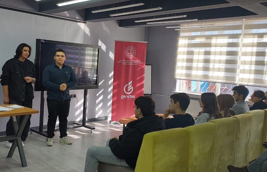 &rsquo;Gen&ccedil;Tek Eskişehir İl Organizasyon &Ouml;ğrenci Ekibi Toplantısı&rsquo; yapıldı
