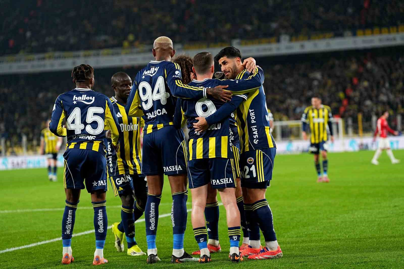 Fenerbahçe, Kasımpaşa’yı konuk edecek