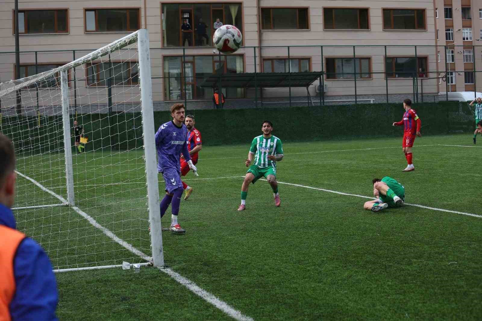 TFF 3. Lig: Çayelispor:0 - Karabük İdmanyurdu Spor: 1