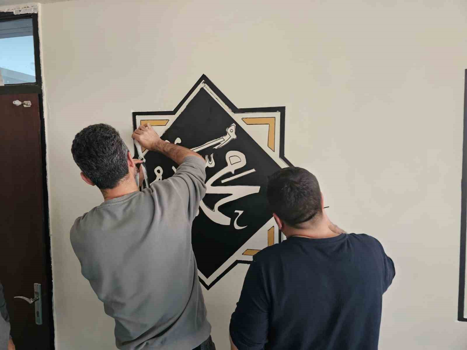 Okul mescitleri Ramazan&rsquo;a uygun şekilde tezyin edildi
