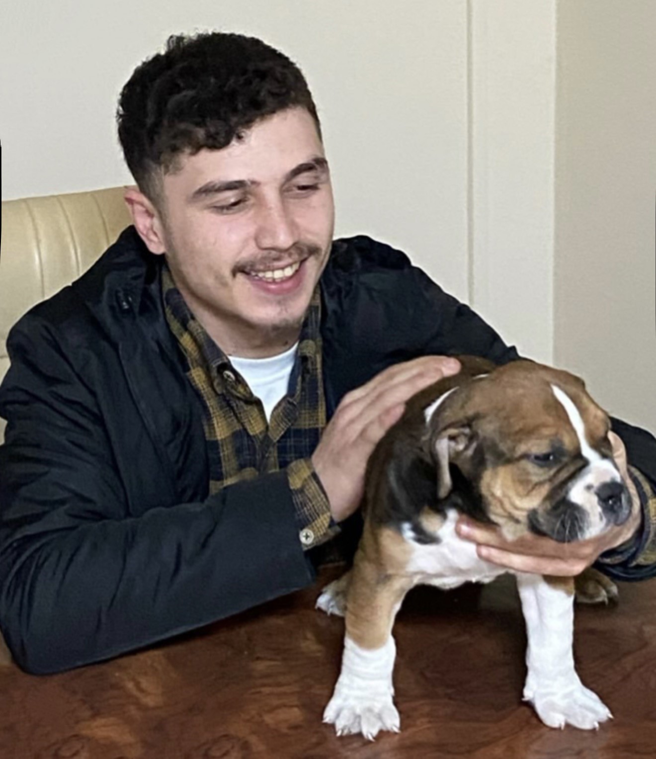 İstanbul&rsquo;da ağabeyini silahla vurarak &ouml;ld&uuml;ren gencin intihar ettiği ortaya &ccedil;ıktı
