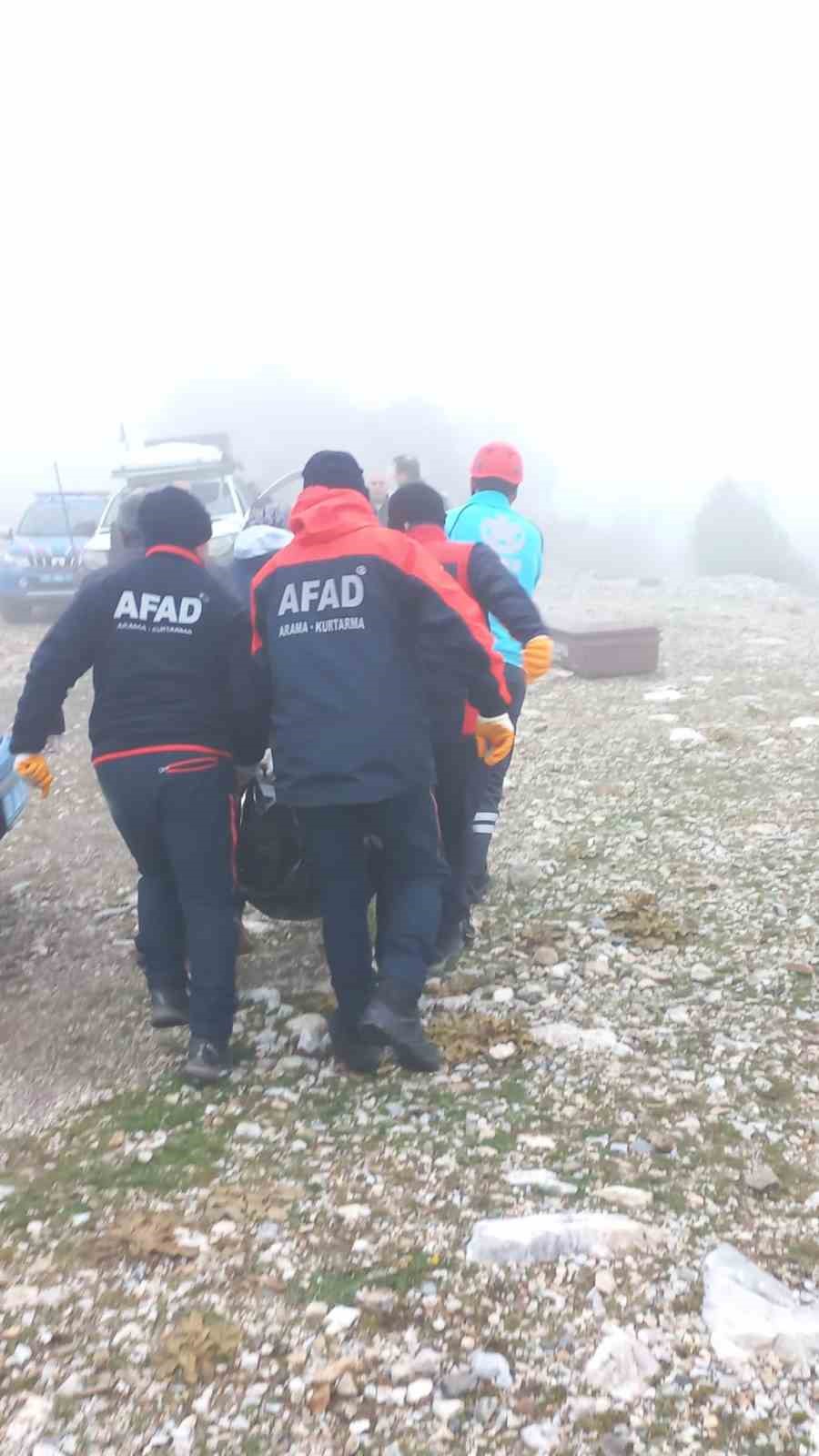 Kuşadası&rsquo;nda u&ccedil;urumdan d&uuml;şen şahıs hayatını kaybetti
