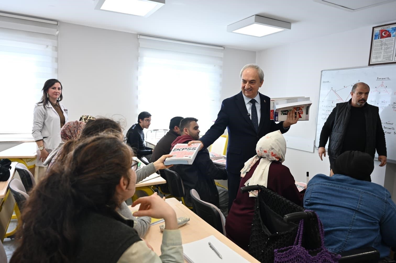 Kepez&rsquo;den engelleri aşan sosyal belediyecilik hizmeti
