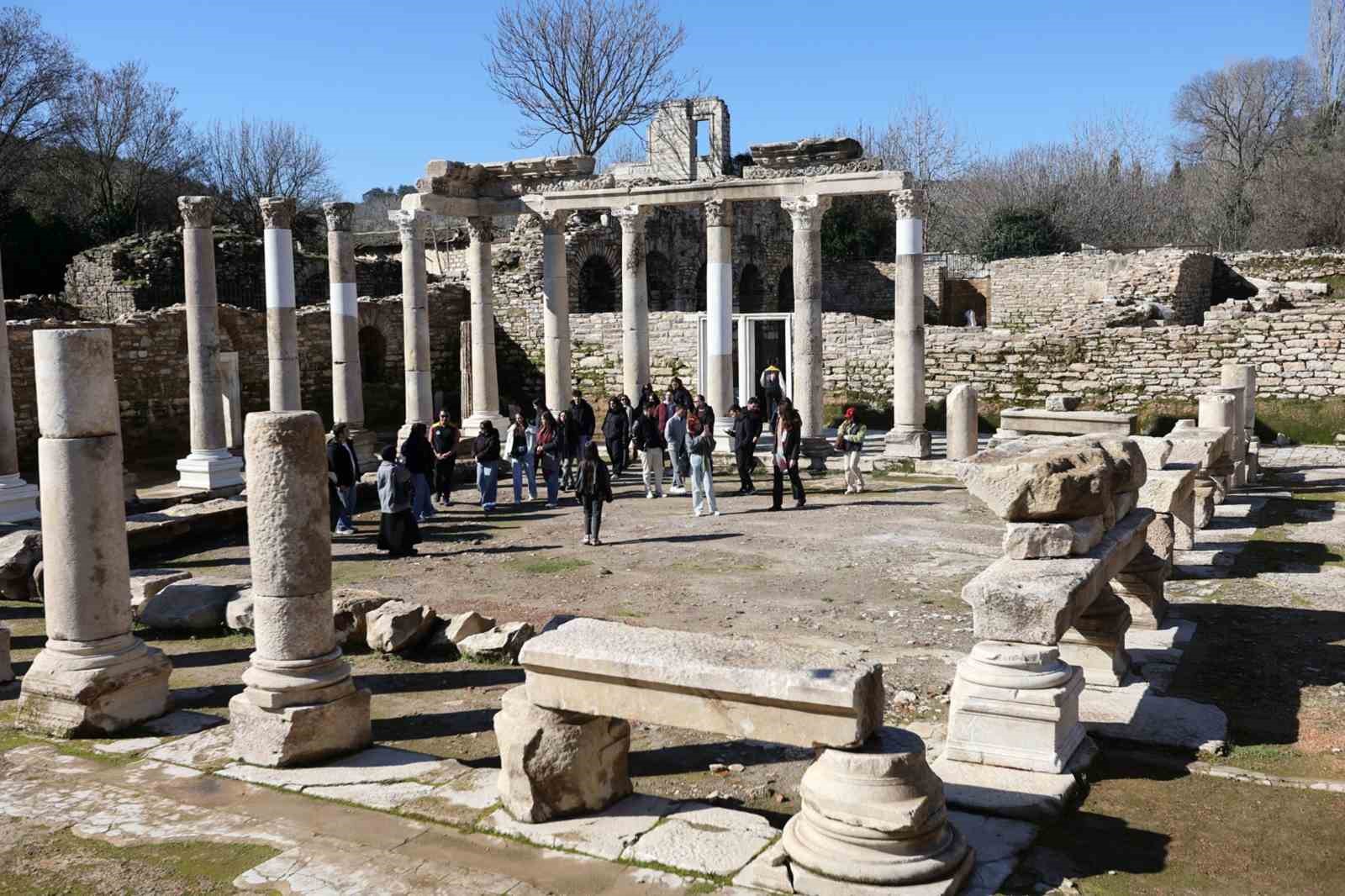 Muğla B&uuml;y&uuml;kşehirden gen&ccedil;lere antik kent gezisi
