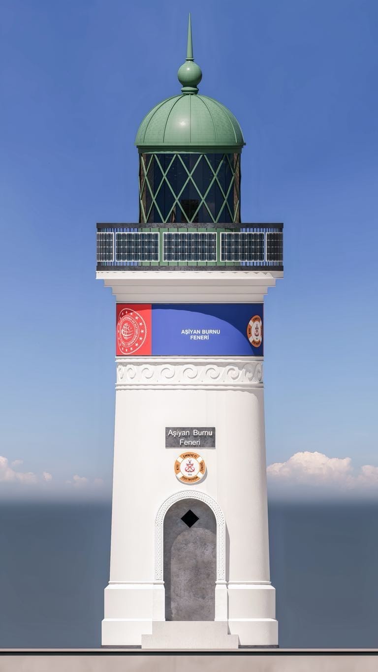 Bakan Uraloğlu: "İstanbul’da gemilere 7 gün 24 saat kesintisiz haberleşme hizmeti sunacağız"