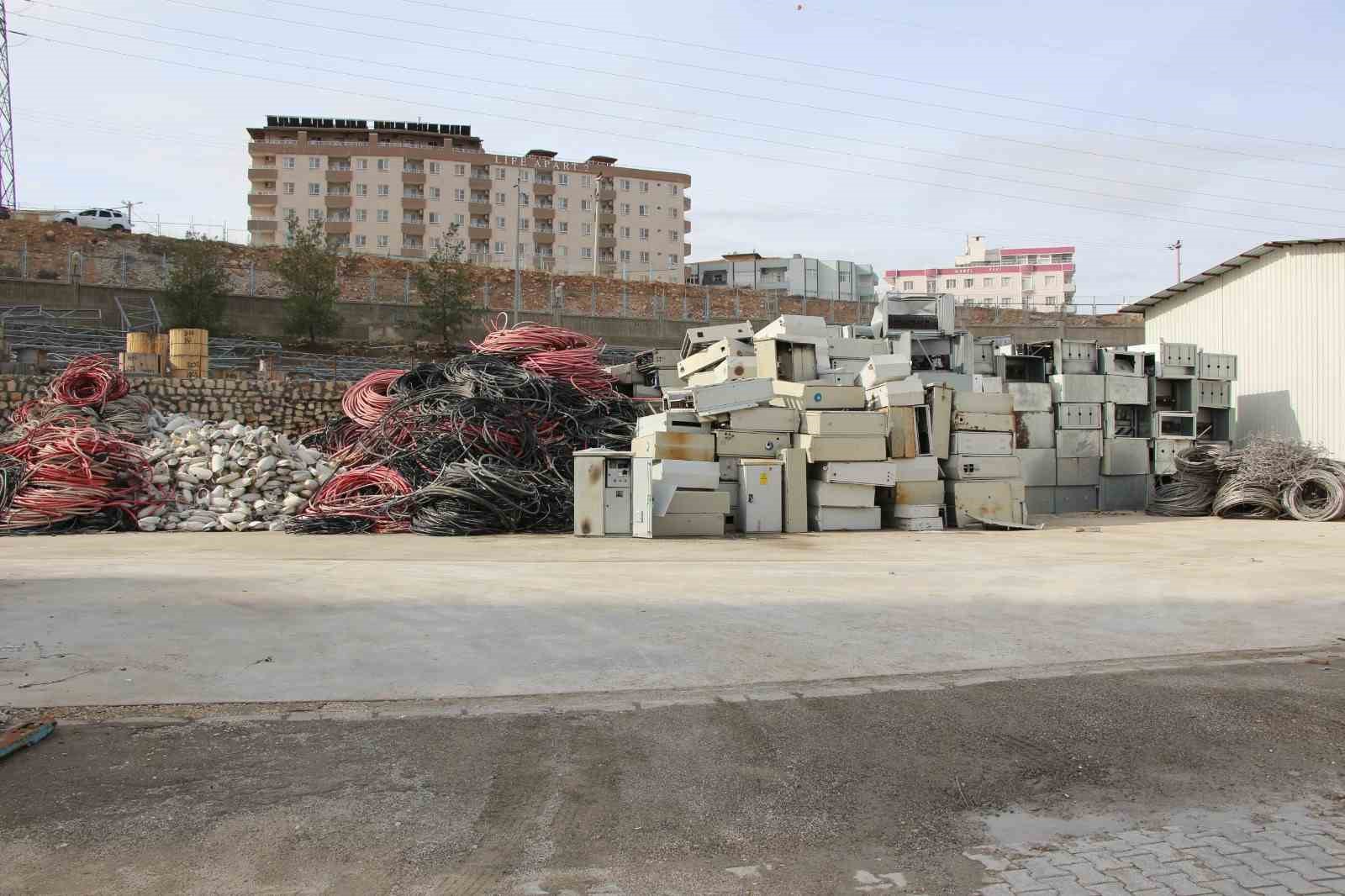 Dicle Elektrik&rsquo;ten 7.5 milyon kWh&rsquo;lik tasarruf
