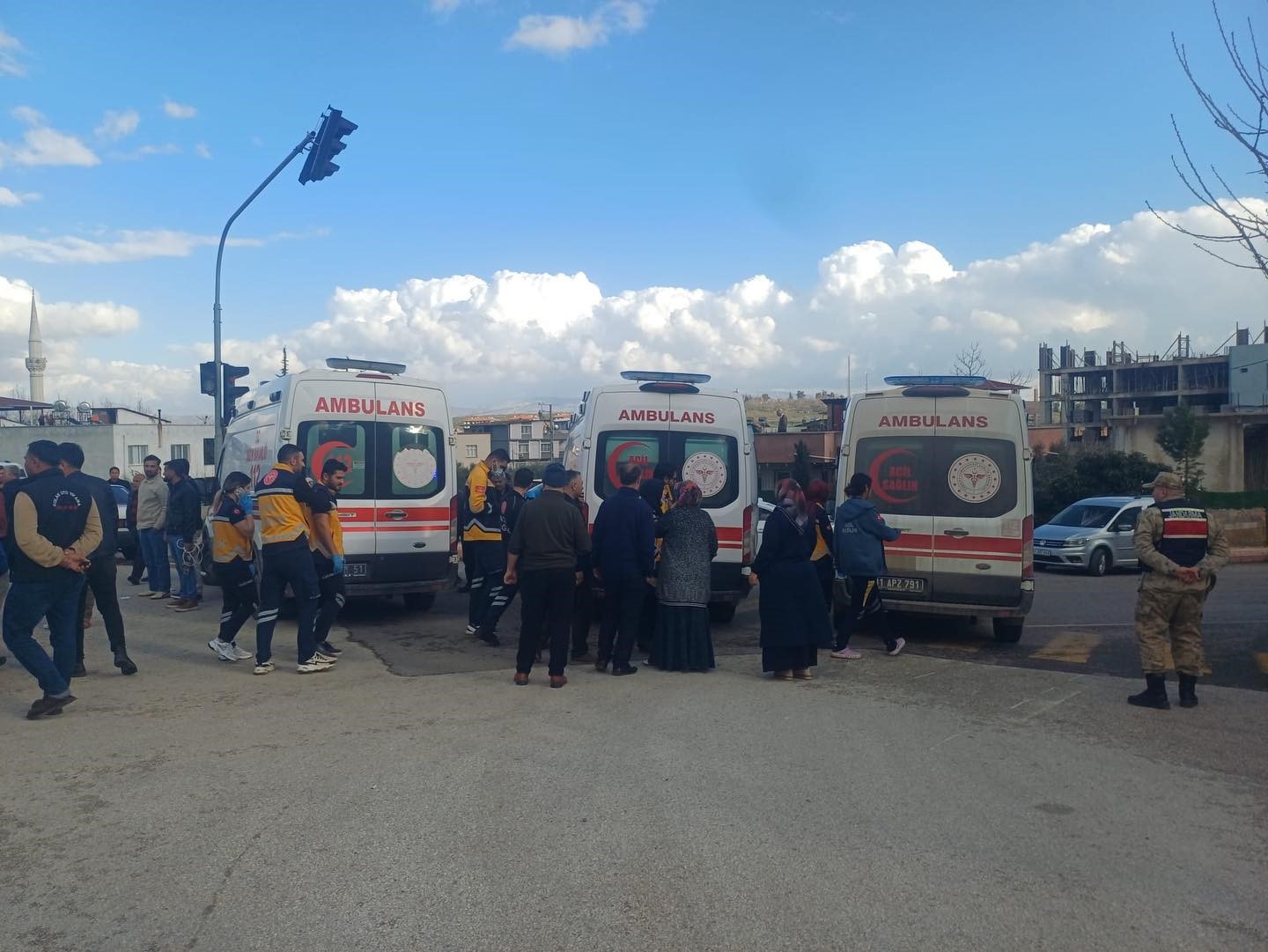 Hassa&rsquo;da trafik kazası: 4 yaralı
