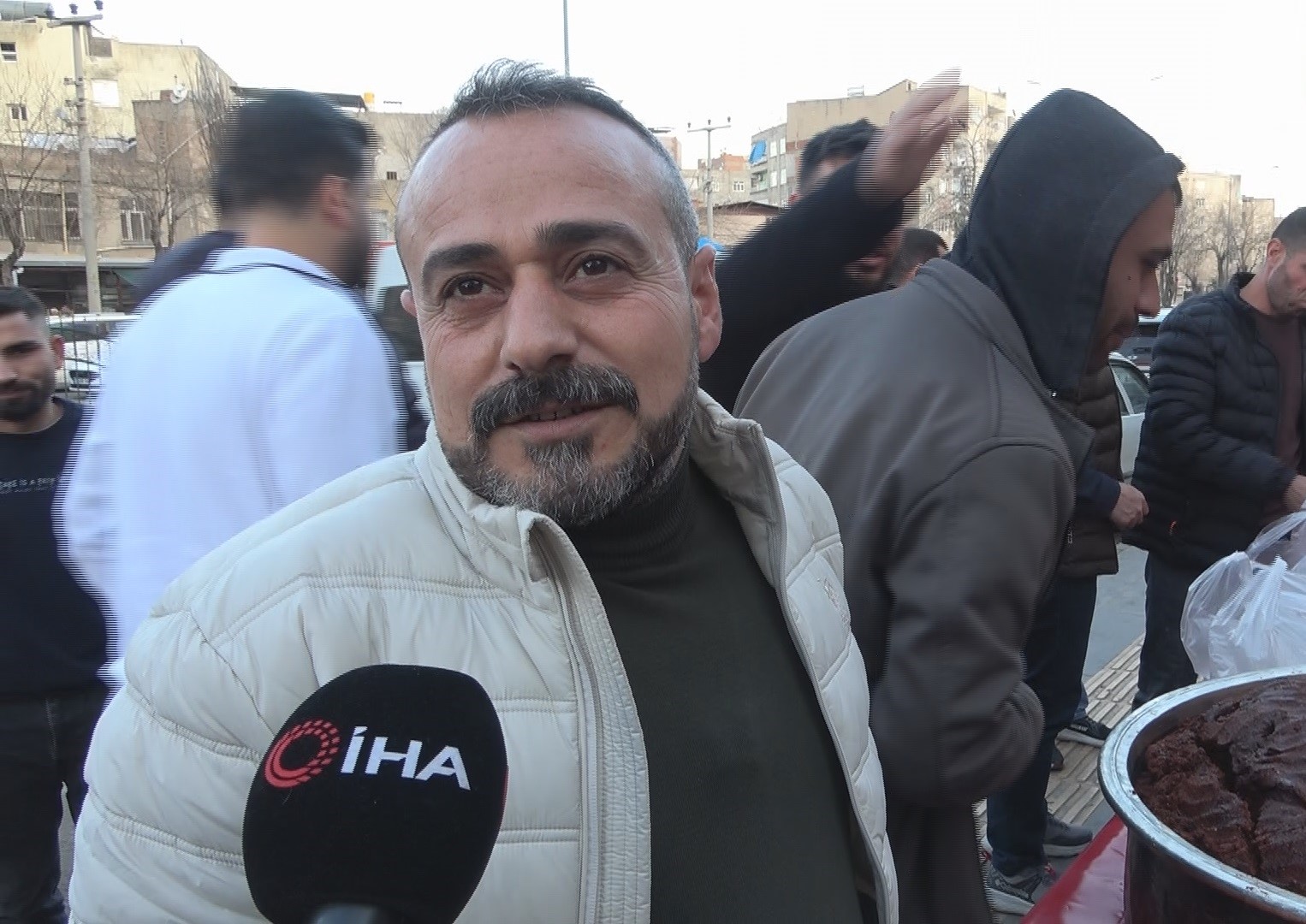 Diyarbakır’da Ramazan klasiği: Çiğköfteye yoğun ilgi