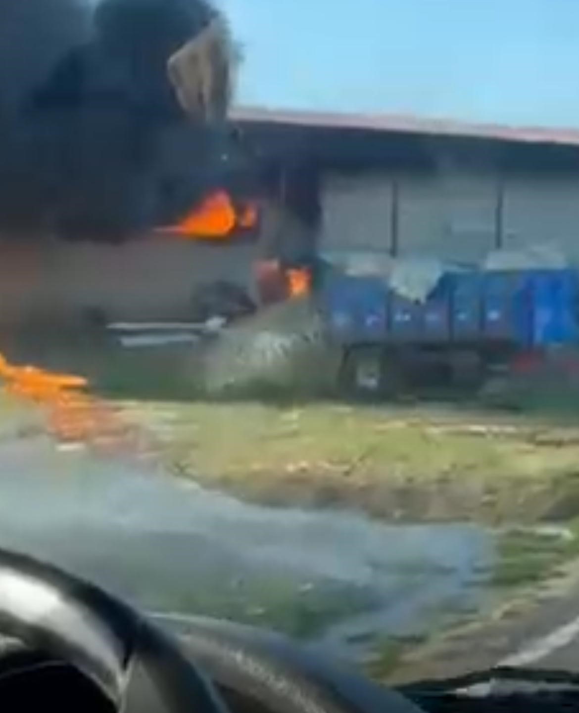 Diyarbakır&rsquo;da plastik fabrikasında yangın
