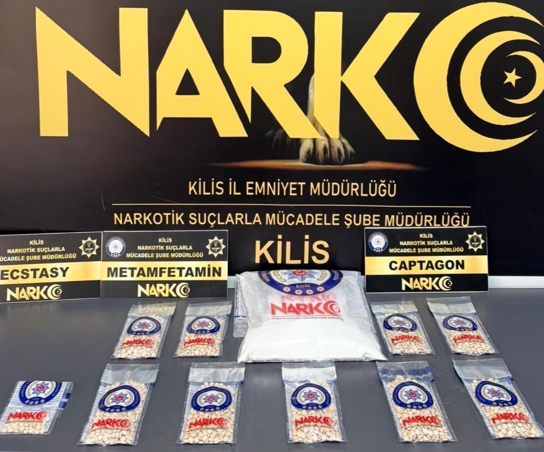 Kilis’te mezarlıkta uyuşturucu hap ve metamfetamin ele geçirildi