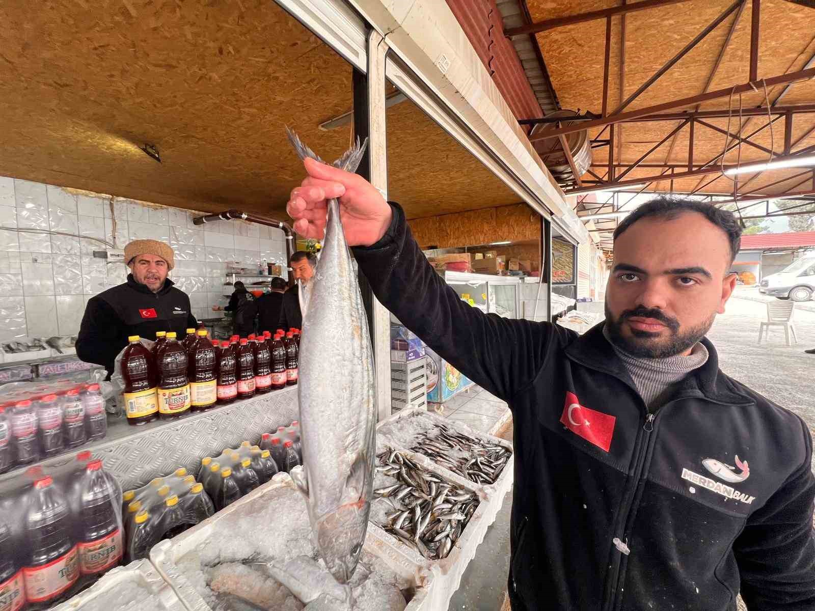 ’Askıda balık’ uygulaması ihtiyaç sahiplerinin yüzünü güldürdü