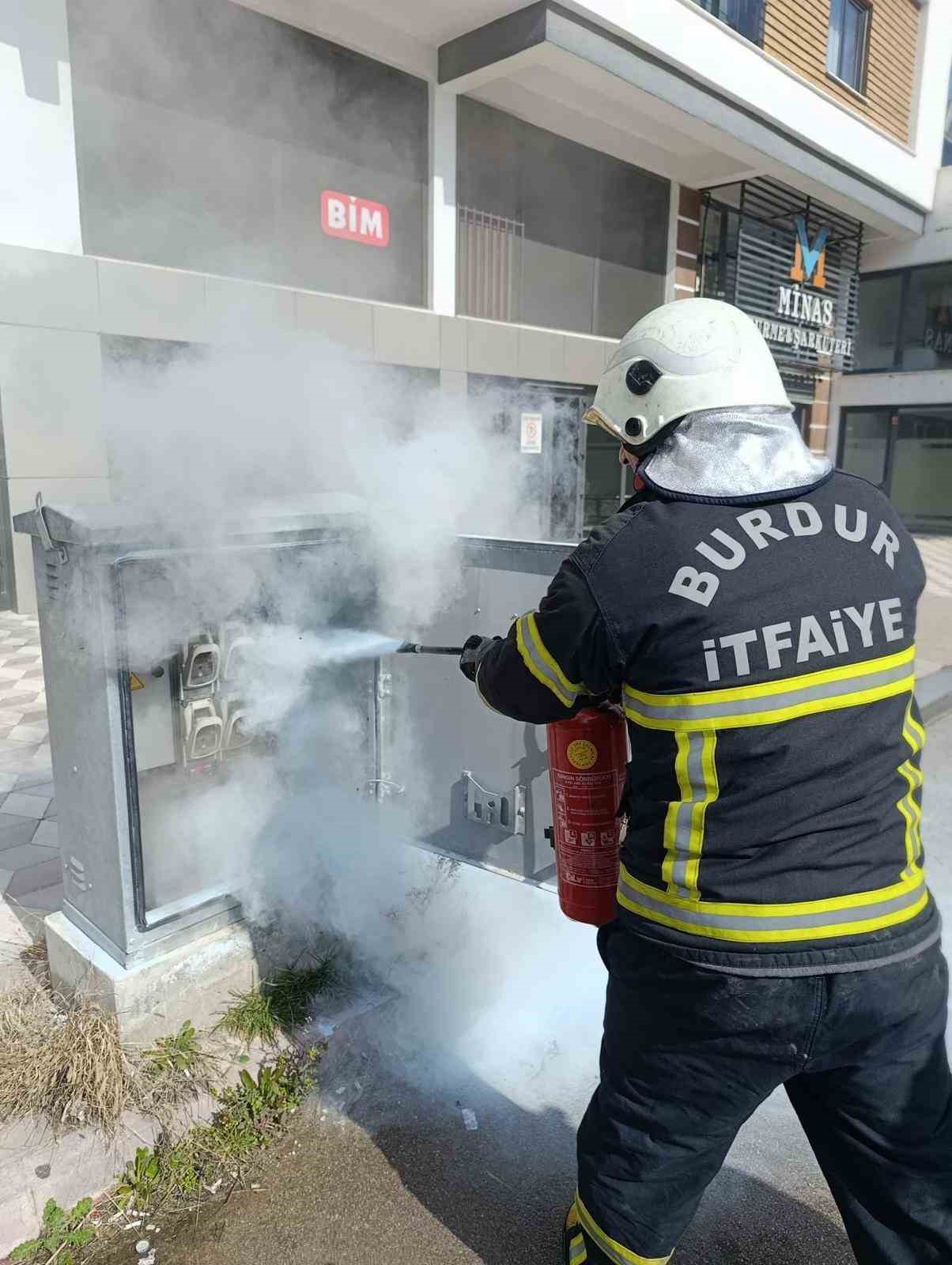 Burdur’da trafoda yangın paniği