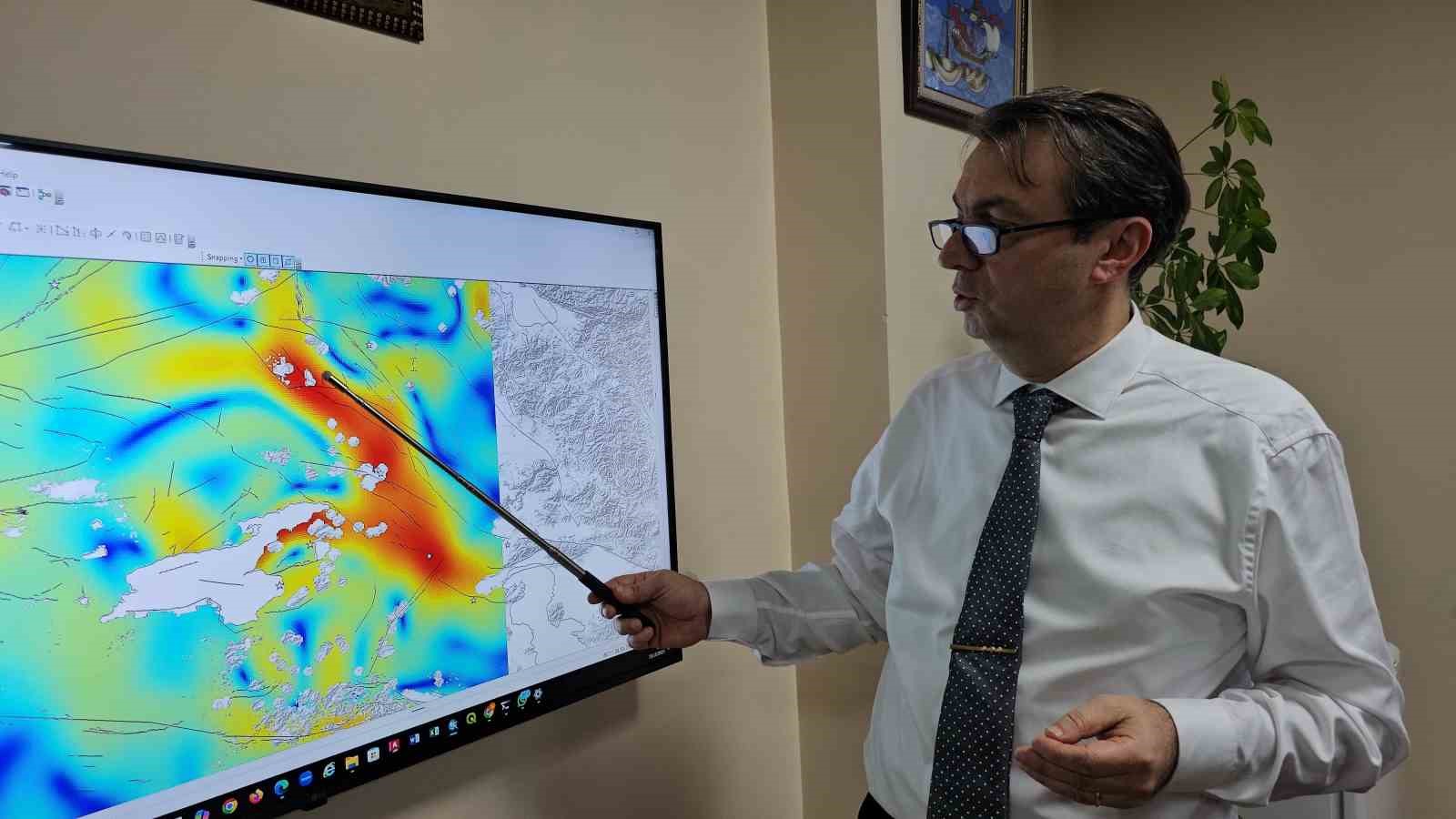 Uzmanından Doğu Anadolu i&ccedil;in uyarı, "2011&rsquo;deki deprem her şeyin bittiği anlamına gelmiyor"
