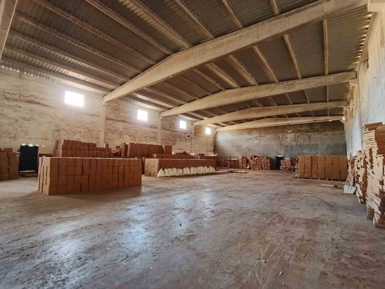 Şanlıurfa&rsquo;da 14 milyon TL değerinde 40 milyon makaron ele ge&ccedil;irildi
