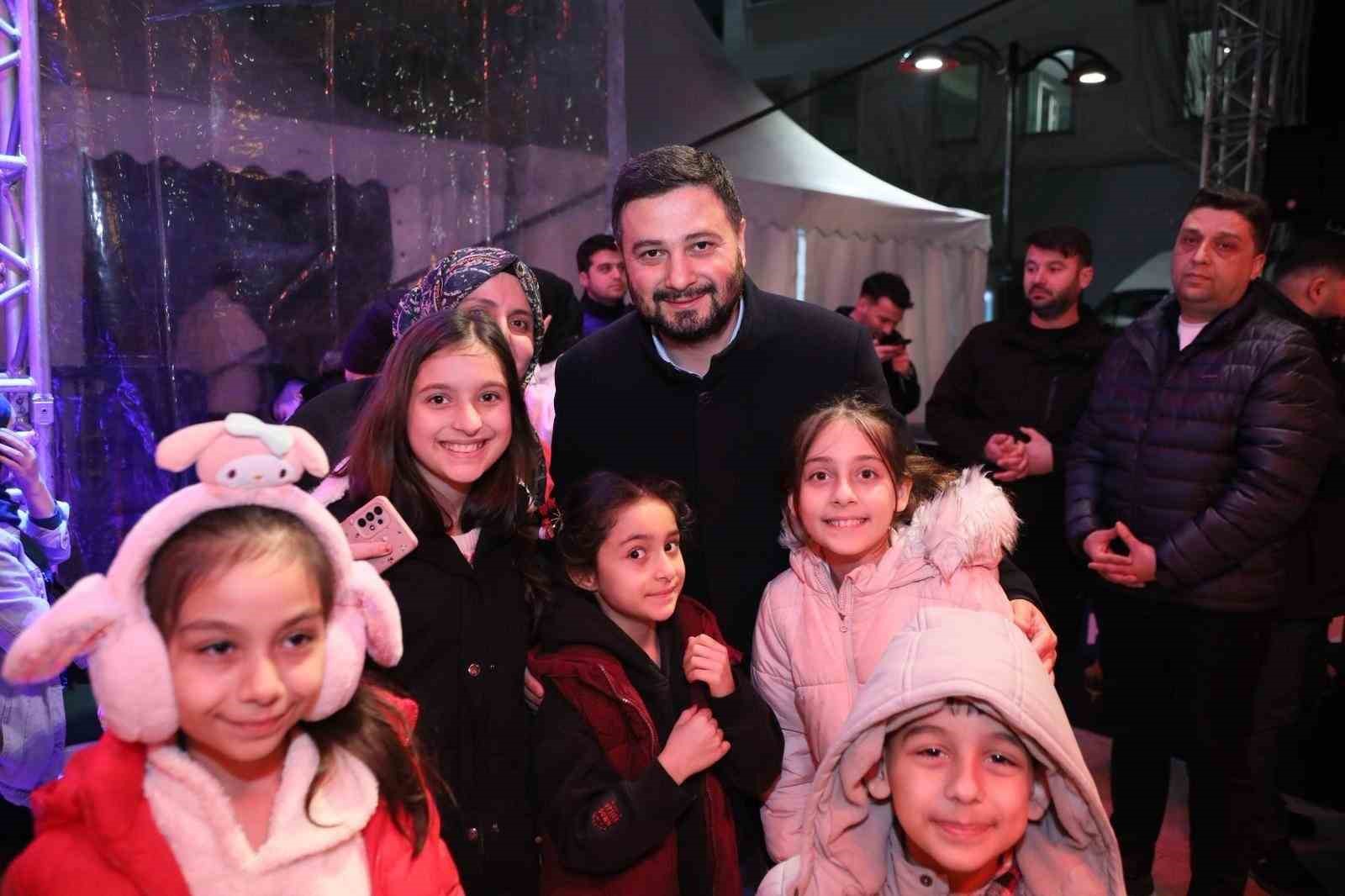 Ömer Karaoğlu ve Serdar Tuncer Kağıthane’de Ramazan coşkusuna ortak oldu