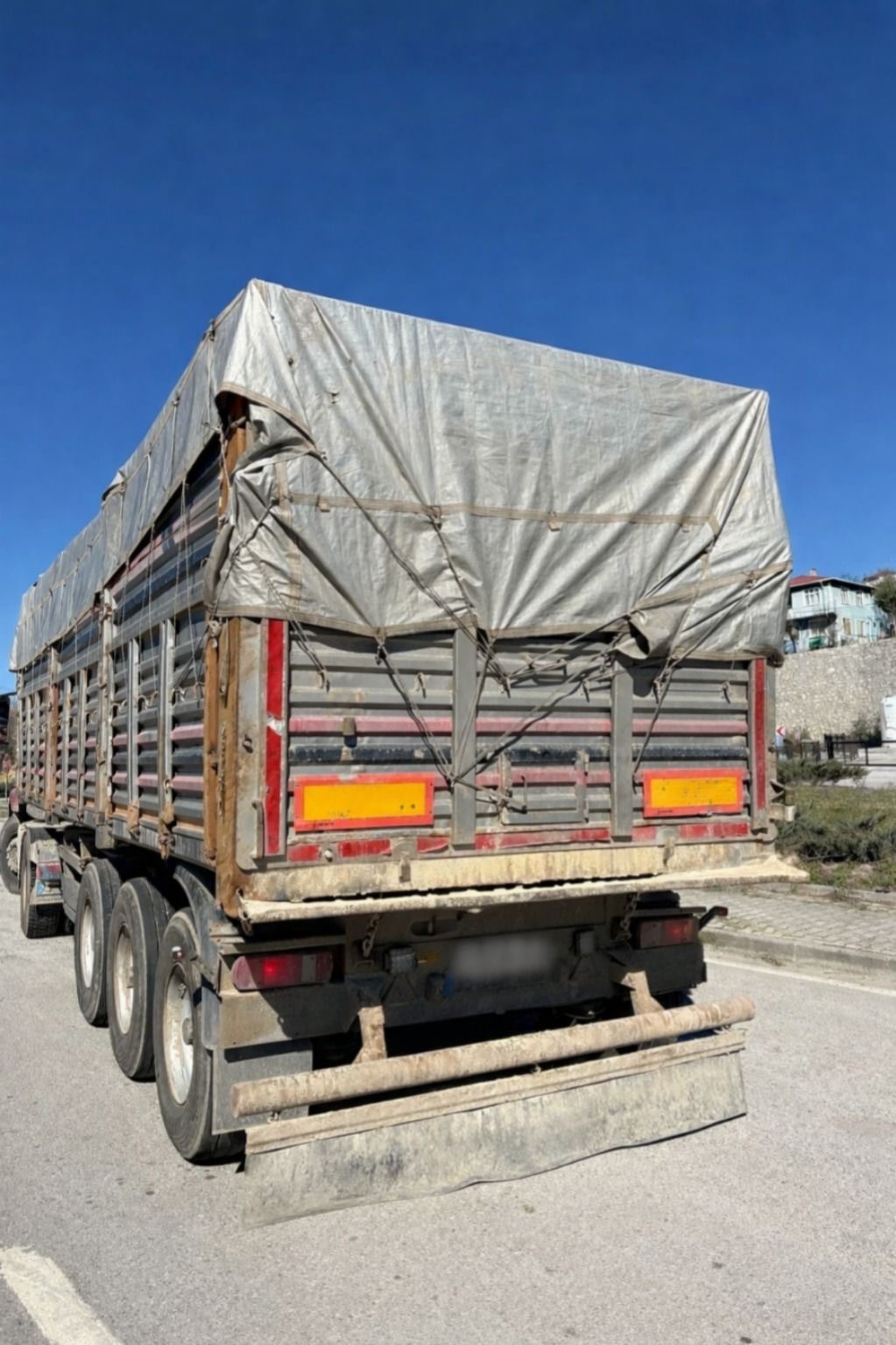 Kantara girmeyen tıra 48 bin 70 TL ceza