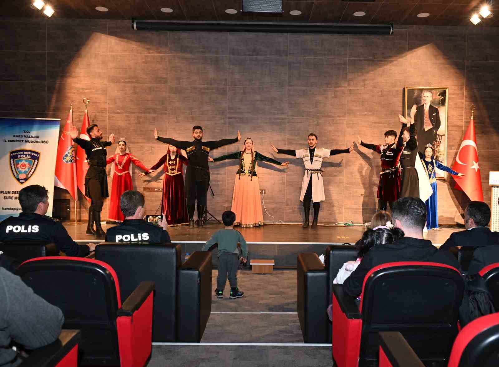 Kars&rsquo;ta moral ve motivasyon etkinliği d&uuml;zenlendi
