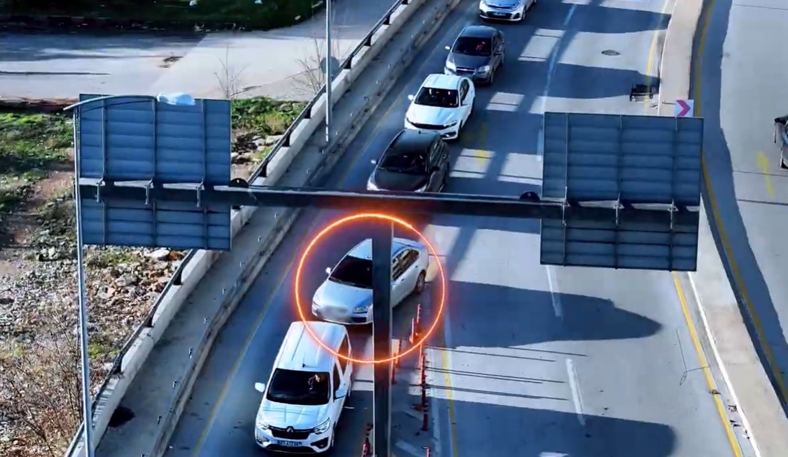 Gaziantep&rsquo;te &rsquo;kaynak&rsquo; yapan 694 ara&ccedil; s&uuml;r&uuml;c&uuml;ye 864 bin TL ceza
