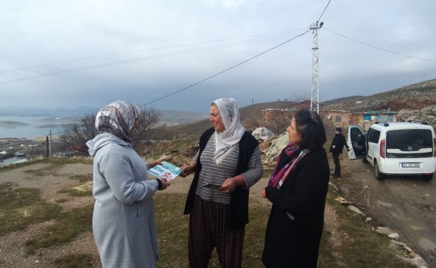 Tunceli&rsquo;de mobil sağlık hizmeti ve bilgilendirme &ccedil;alışması
