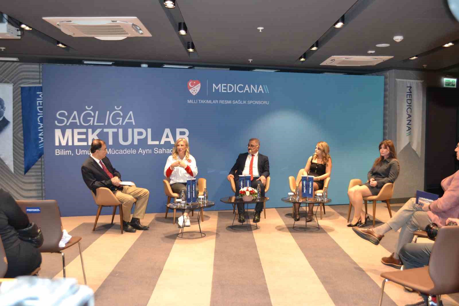 A Milli Kadın Futbol Takımı’ndan kanser hastalarına moral ziyareti
