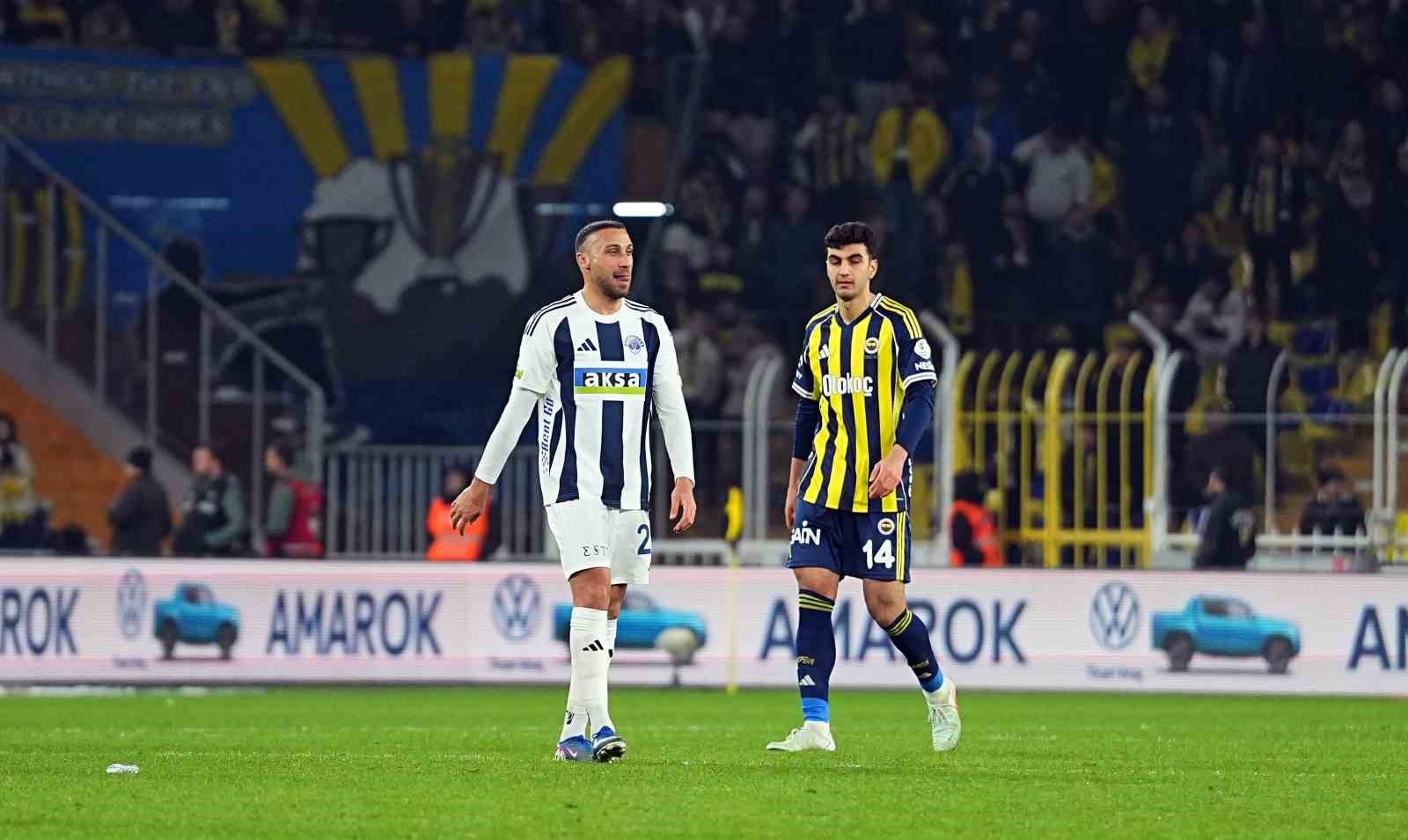 Trendyol S&uuml;per Lig: Fenerbah&ccedil;e: 0 - Kasımpaşa: 0 (İlk yarı)
