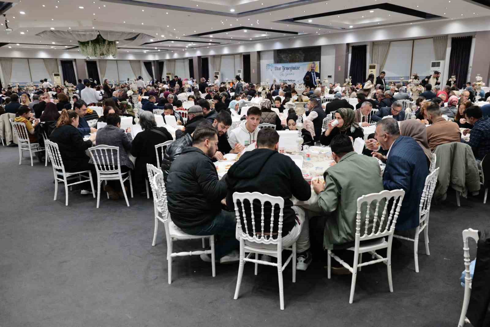 Başkan Pehlivan, şehit aileleri ve gazilerle iftar sofrasında buluştu

