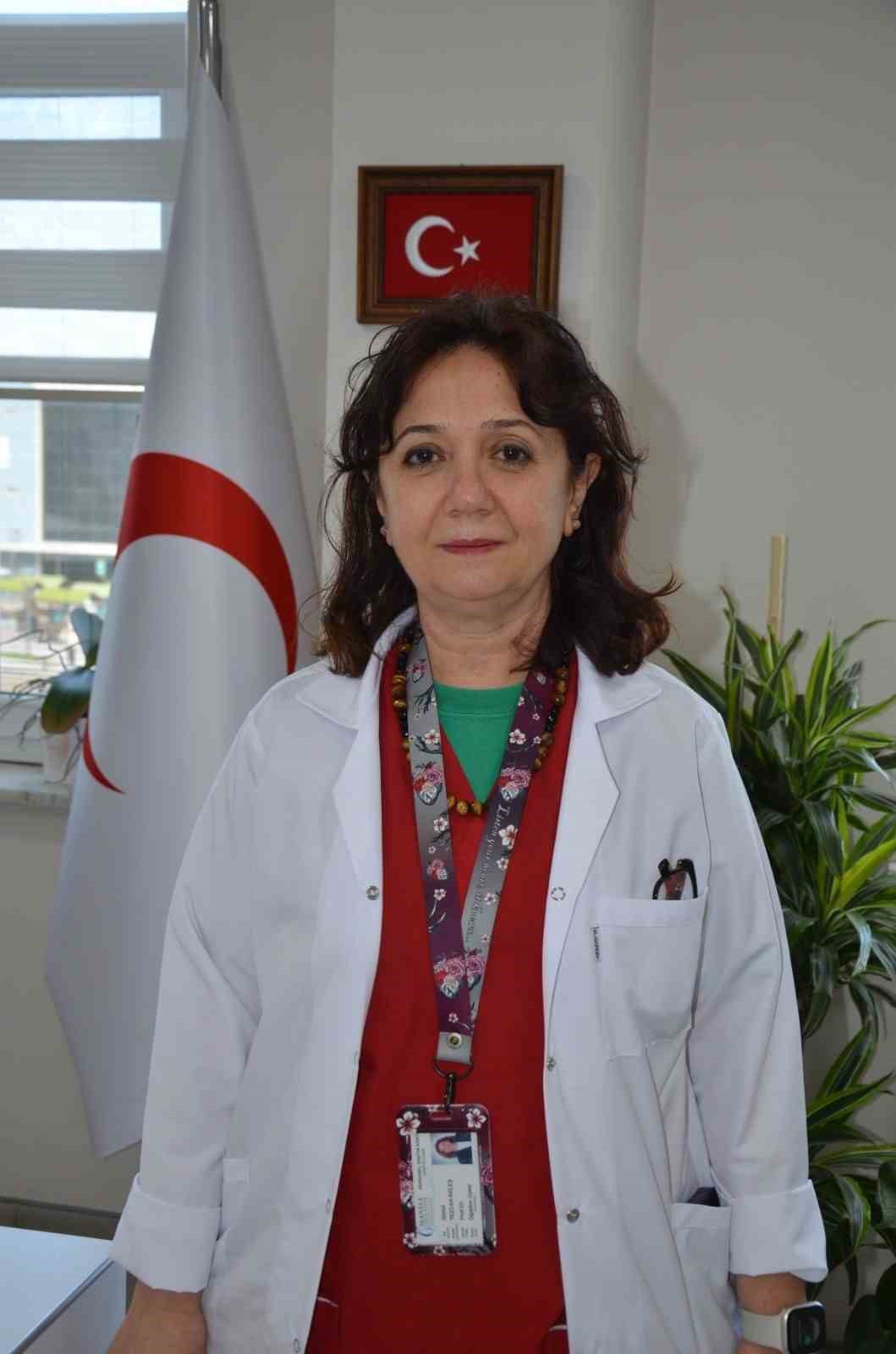 Beyin &ouml;l&uuml;m&uuml; ger&ccedil;ekleşen baba 5 hayata umut oldu
