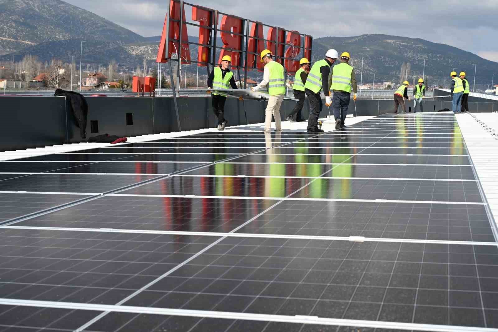 Isparta’da yeni otogarın çatısına 1,3 MW’lik GES kuruluyor