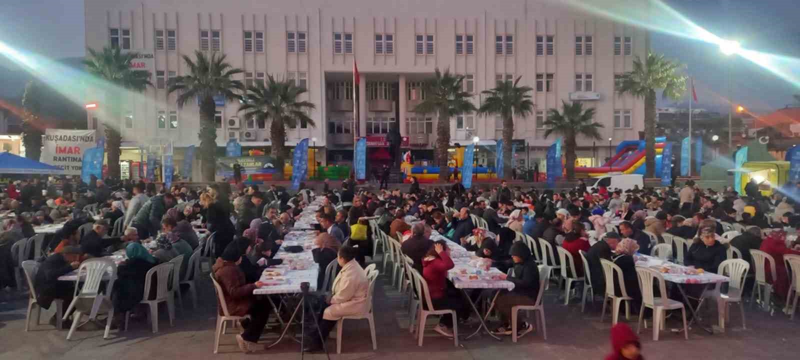 Aydın B&uuml;y&uuml;kşehir Belediyesi Ramazan&rsquo;ın bereketini kentin d&ouml;rt bir yanına taşıyor
